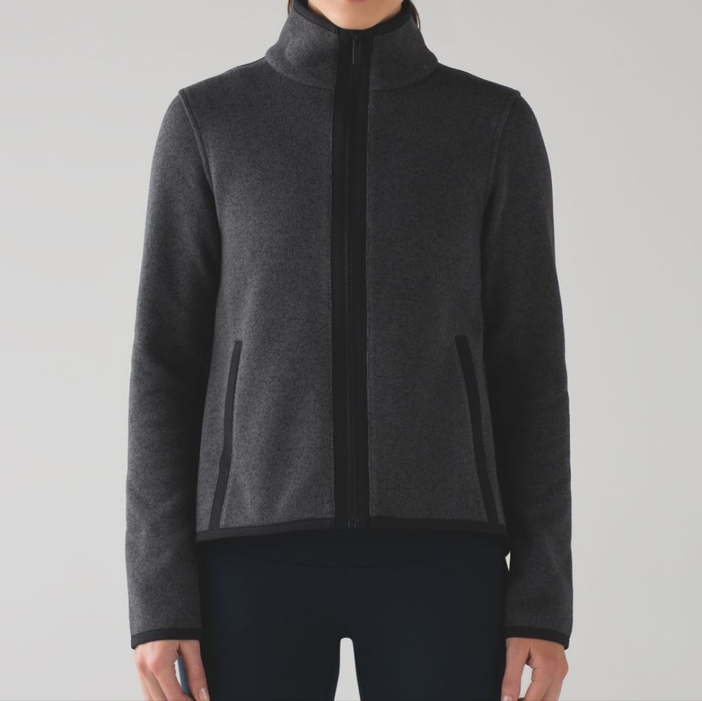 Lululemon Jacket Its Fleecing Cold‎ Zip Up Heathered Grey & Black Women's 2 EUC
